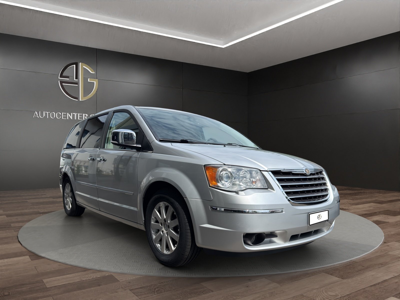 CHRYSLER Grand Voyager 3.8 Limited Automatic, Petrol, Second hand / Used, Automatic - 6