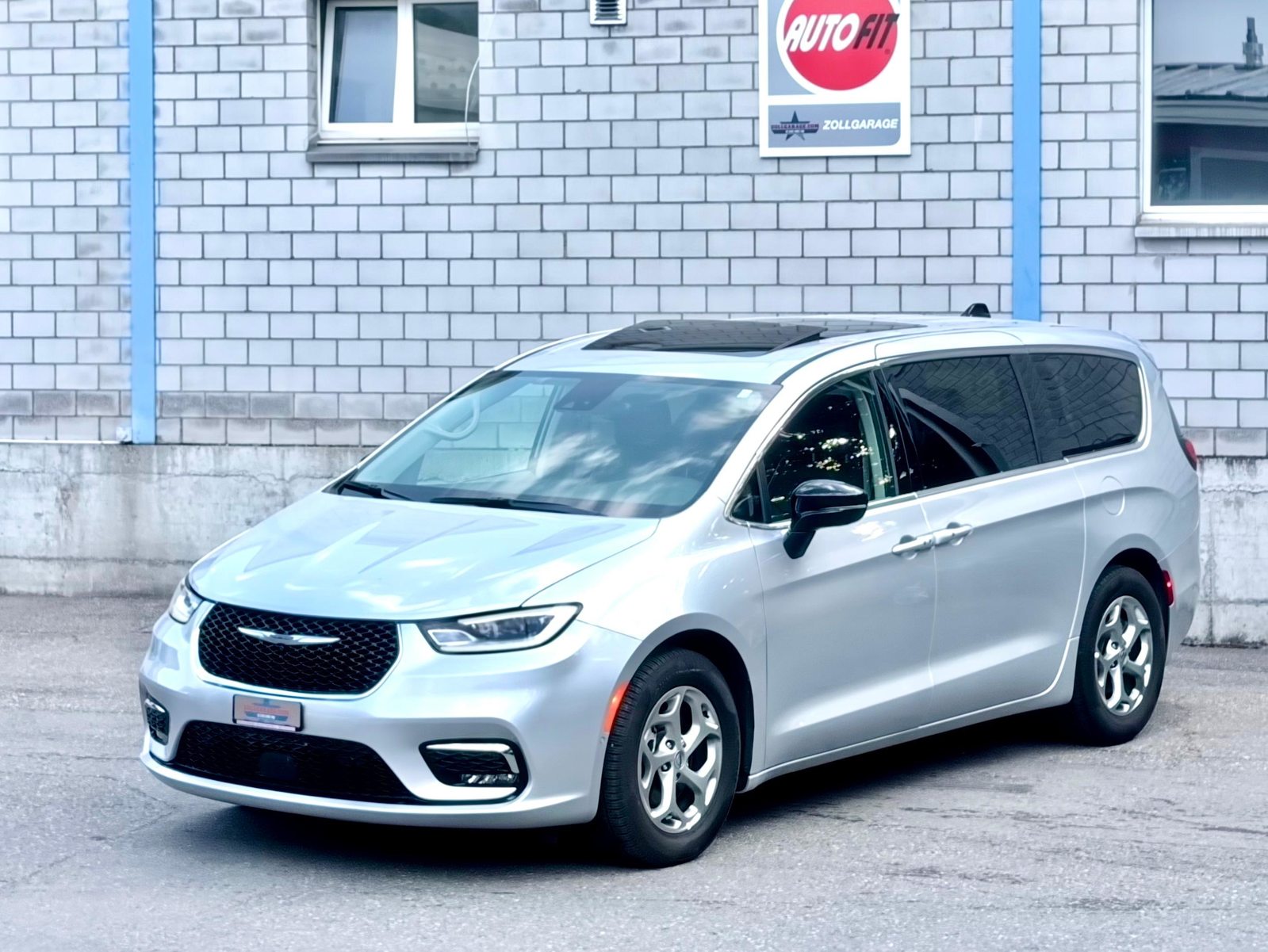 CHRYSLER PACIFICA 3.6 LIMITED 3.6-V6 7 Plätzer, Petrol, Second hand / Used, Automatic - 3