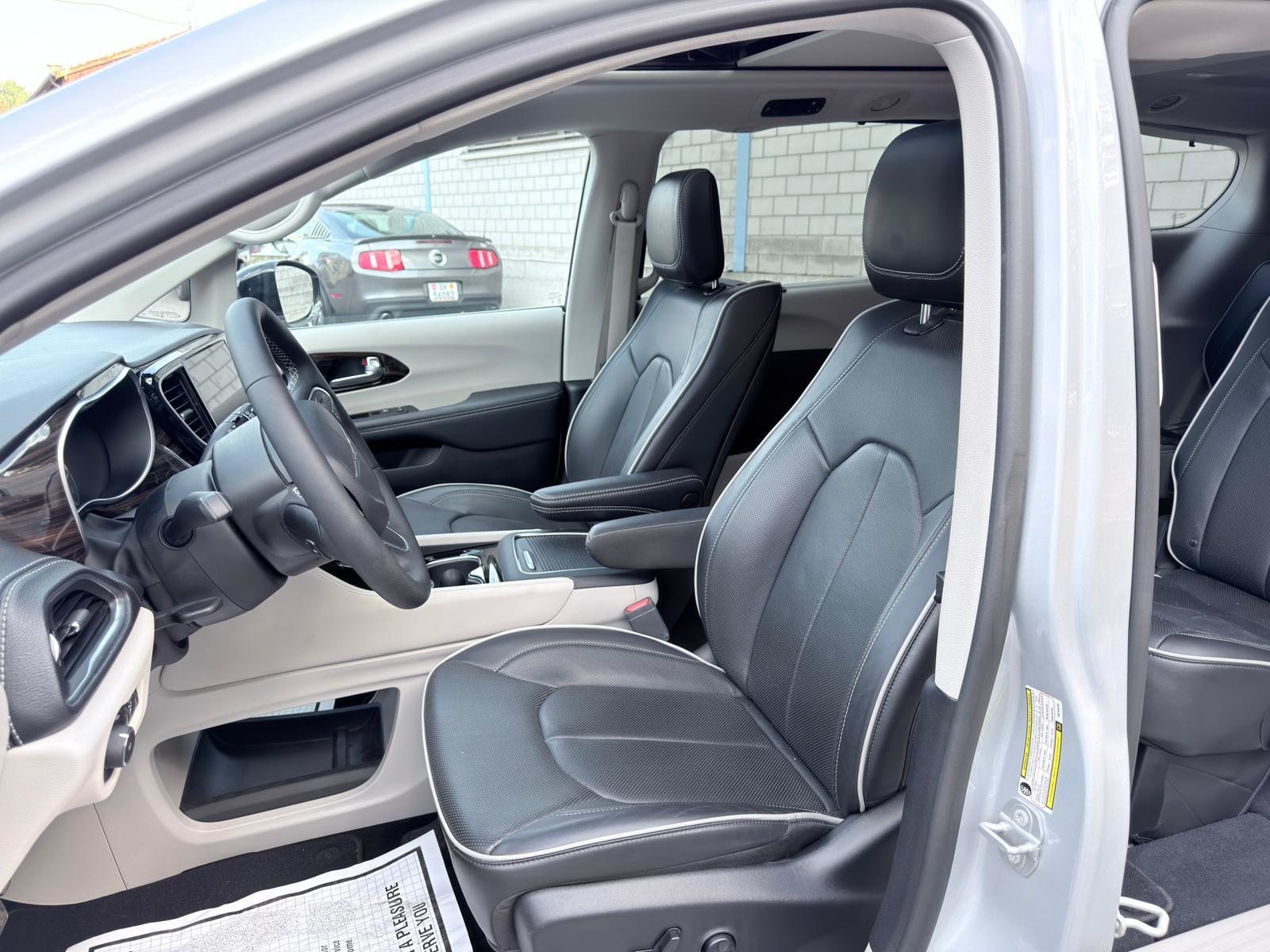 CHRYSLER PACIFICA 3.6 LIMITED 3.6-V6 7 Plätzer, Petrol, Second hand / Used, Automatic - 6