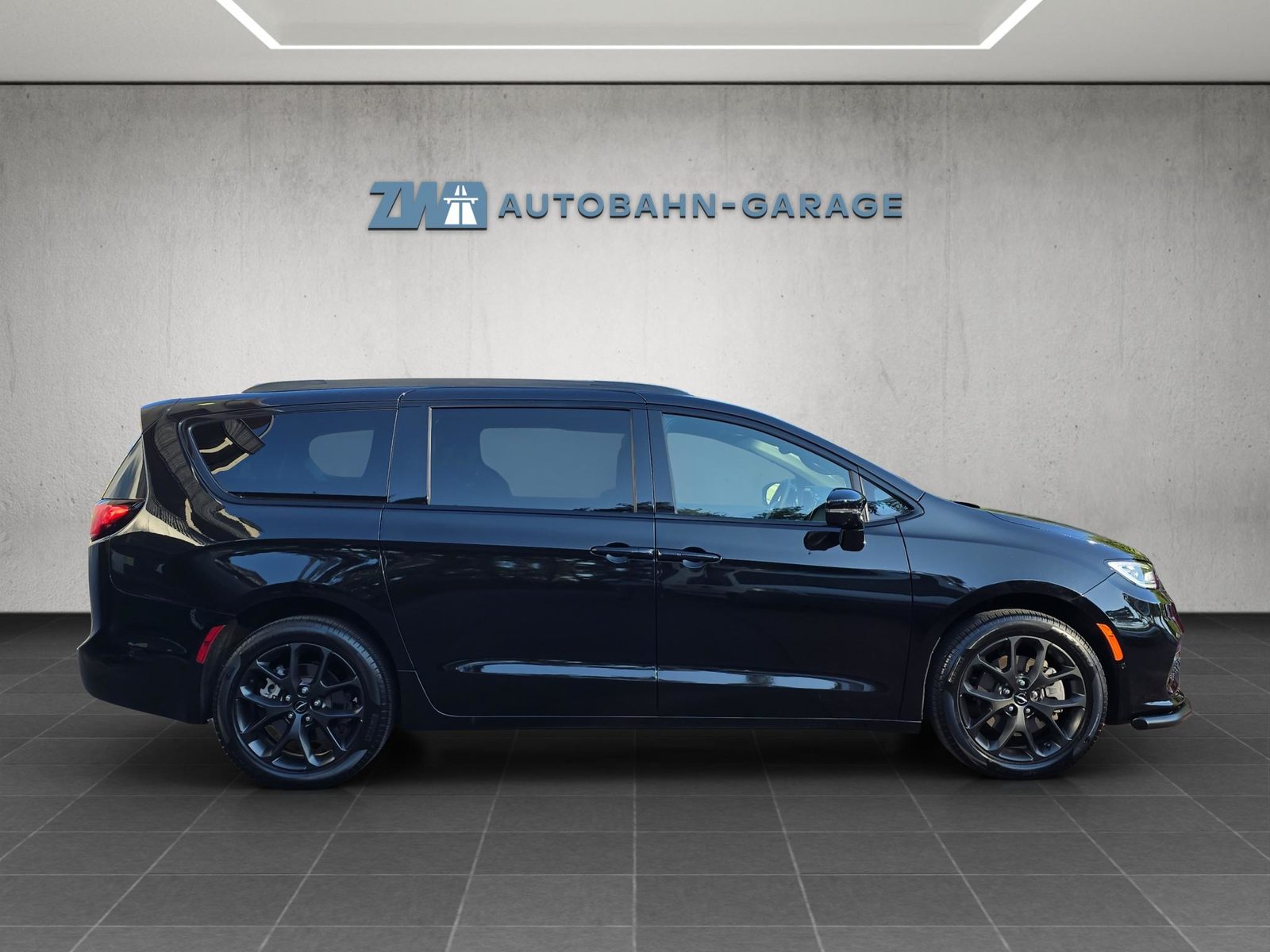CHRYSLER 3.6 V6 S Appearance AWD, Benzin, Occasion / Gebraucht, Automatik - 6