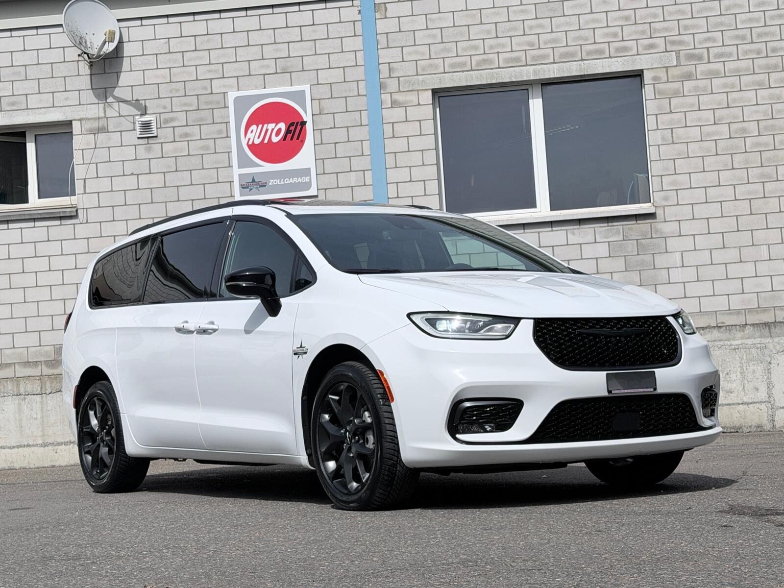 CHRYSLER PACIFICA 3.6-V6 LIMITED AWD 4x4 7 Plätzer