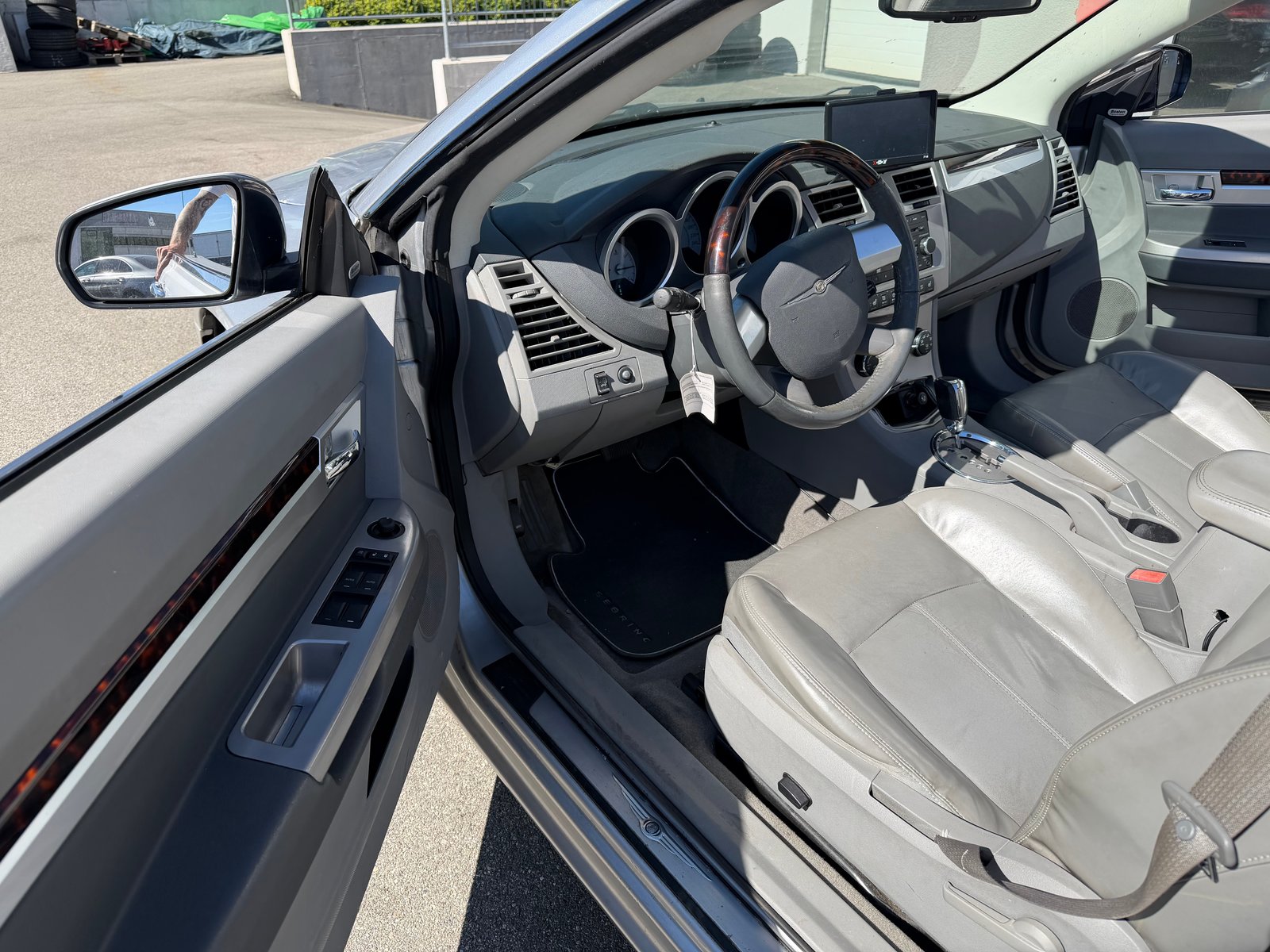 CHRYSLER Sebring 2.7 V6 Limited Automatic, Essence, Occasion / Utilisé, Automatique - 7