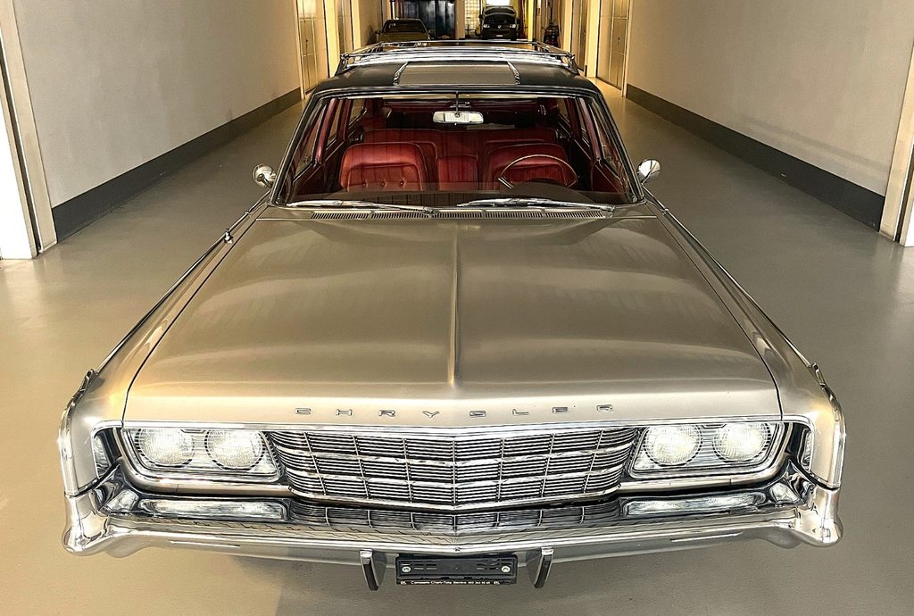 CHRYSLER New Yorker Town & Country, Benzin, Oldtimer, Automatik - 3