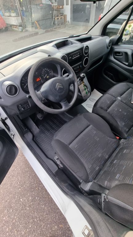 CITROEN BERLINGO 1.6i 16V Confort, Essence, Occasion / Utilisé, Manuelle - 6