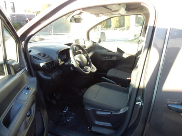 CITROEN Berlingo 1.2i You, Ex-demonstrator, Manual - 6
