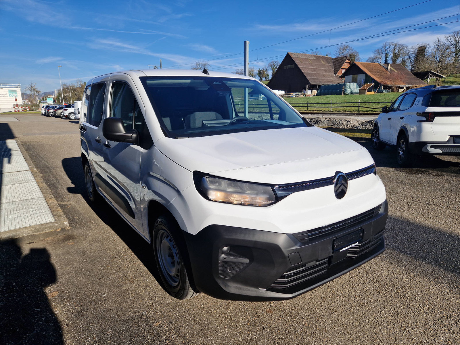 CITROEN Berlingo M 1.2 PureTech First, Petrol, New car, Manual - 2