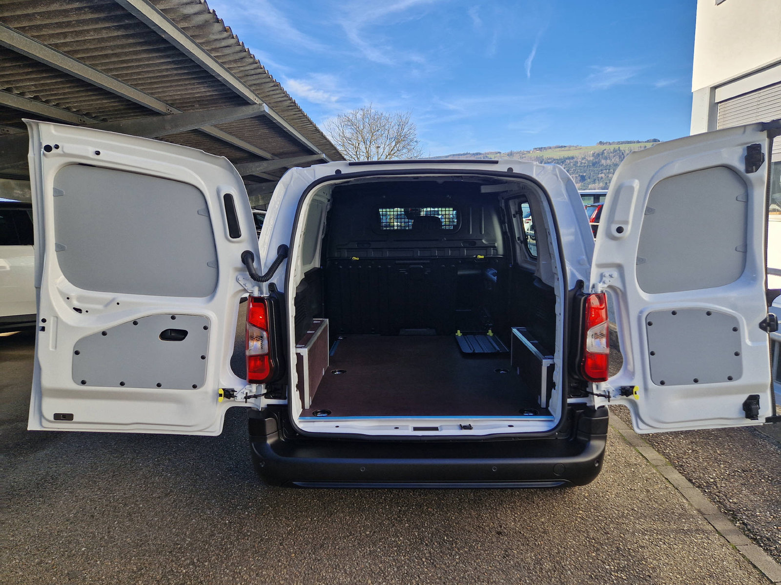 CITROEN Berlingo M 1.2 PureTech First, Petrol, New car, Manual - 6