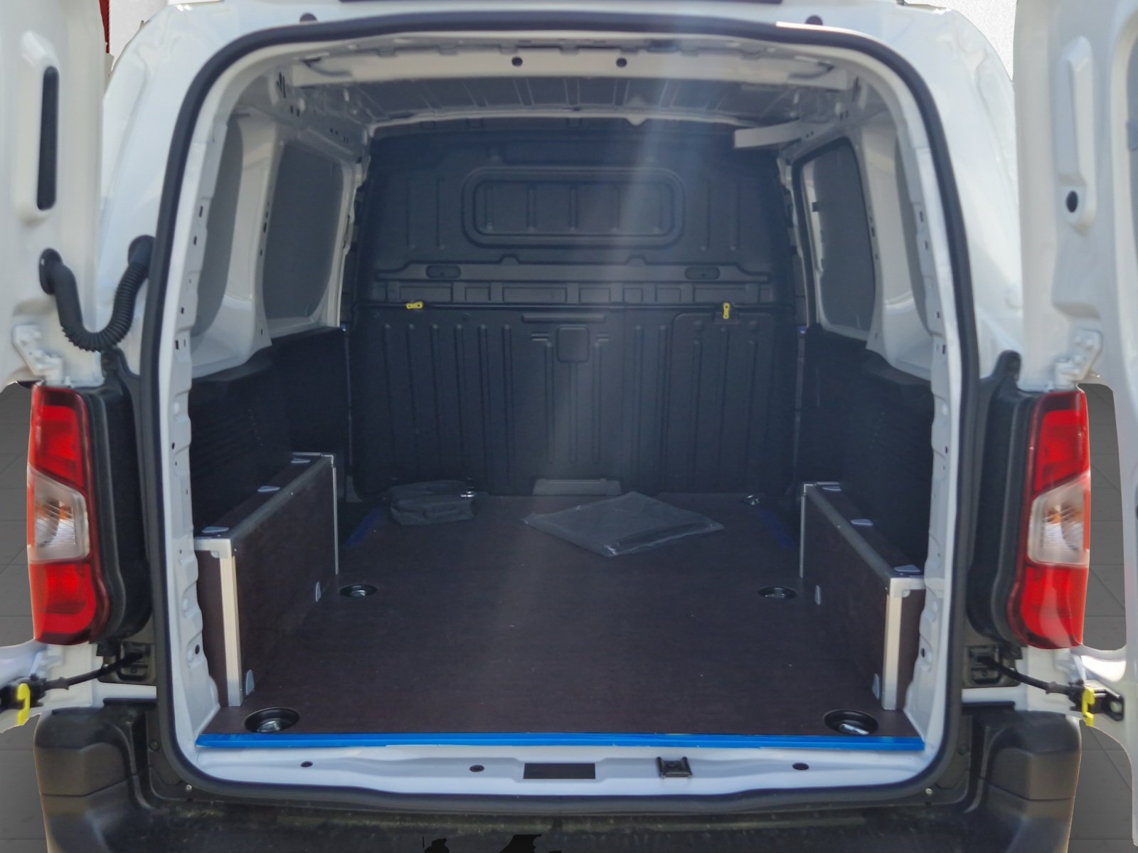 CITROEN Berlingo M First 110 PS - 3-Plätzer, Benzina, Auto nuove, Manuale - 6
