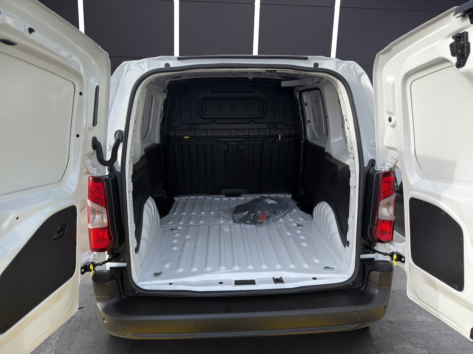 CITROEN Berlingo M 1.5 First frigorifique -20C, Diesel, Auto nuove, Manuale - 7