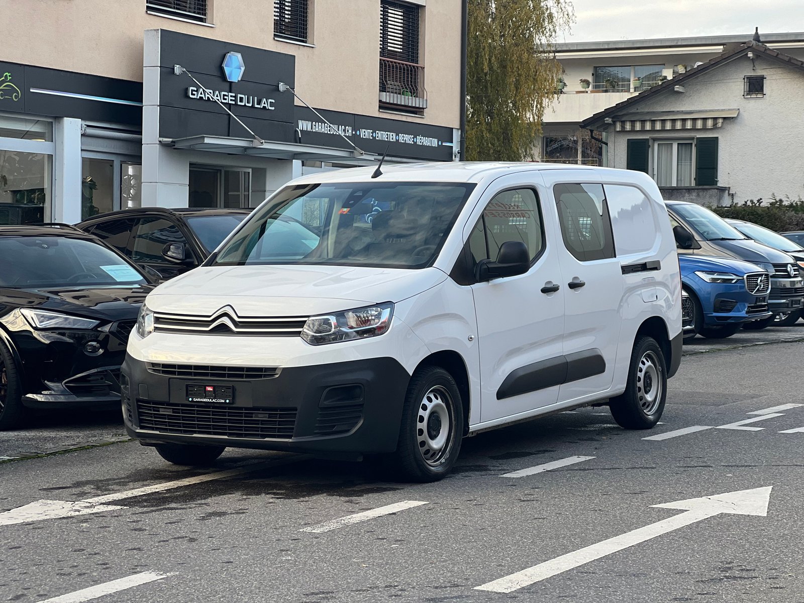 CITROEN Berlingo Van 1.5 Blue HDi 100 s/s Swiss Ed. Long vertieft10 