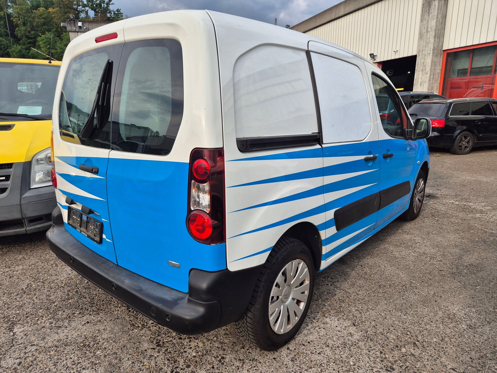 CITROEN Berlingo 1.6 HDi 600 Komfort, Diesel, Occasion / Gebraucht, Automatik - 4