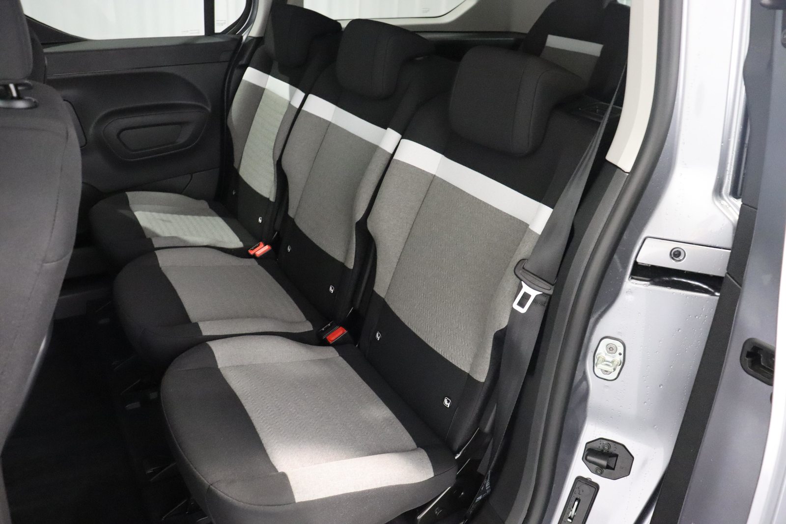 CITROEN Berlingo XL 1.5 BlueHDi 130 Max, Diesel, Voiture nouvelle, Automatique - 5