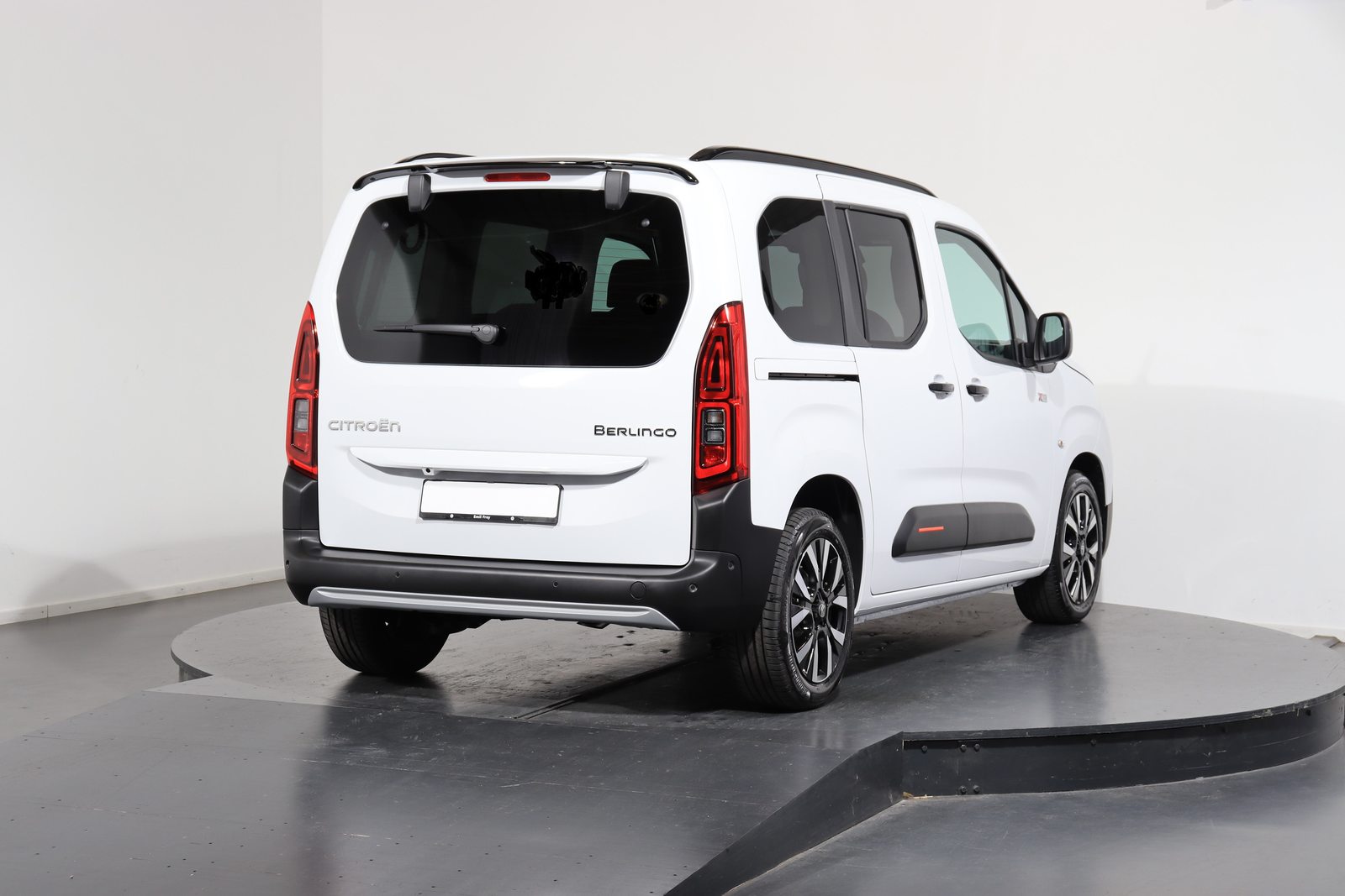 CITROEN Berlingo 1.5 BlueHDi 130 Max, Diesel, Voiture nouvelle, Automatique - 3