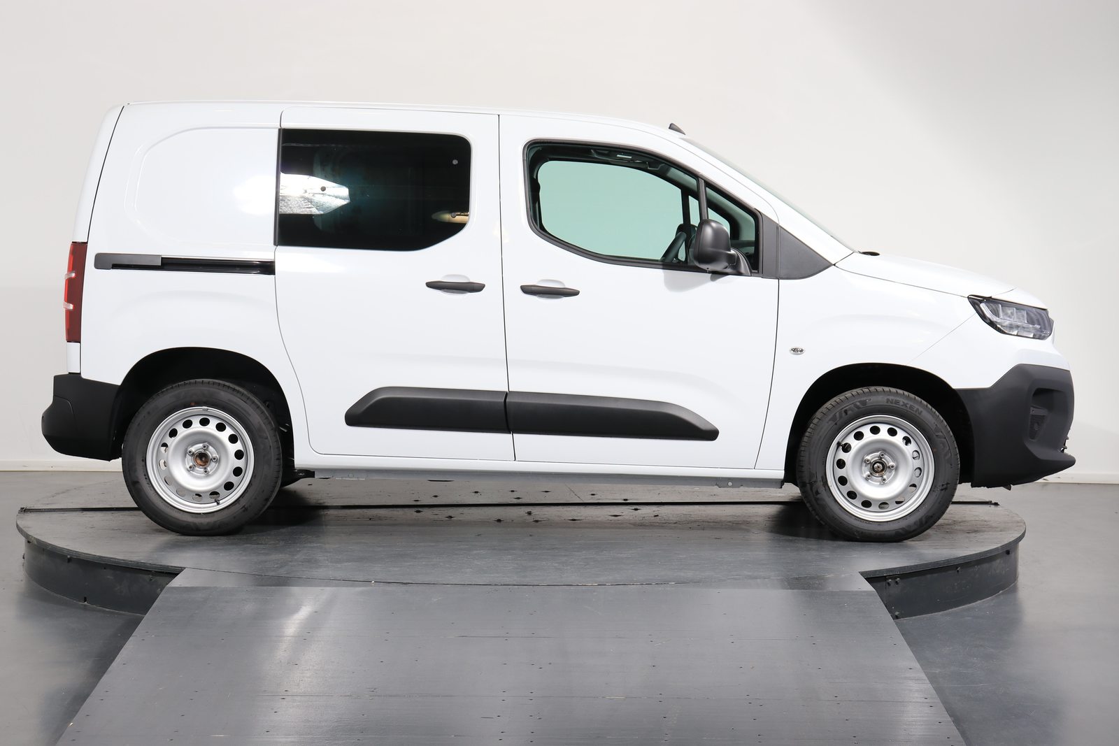 CITROEN Berlingo M erhöhte Nutzlast 1.5 BlueHDi 130 S/S, Diesel, Neuwagen, Automatik - 2