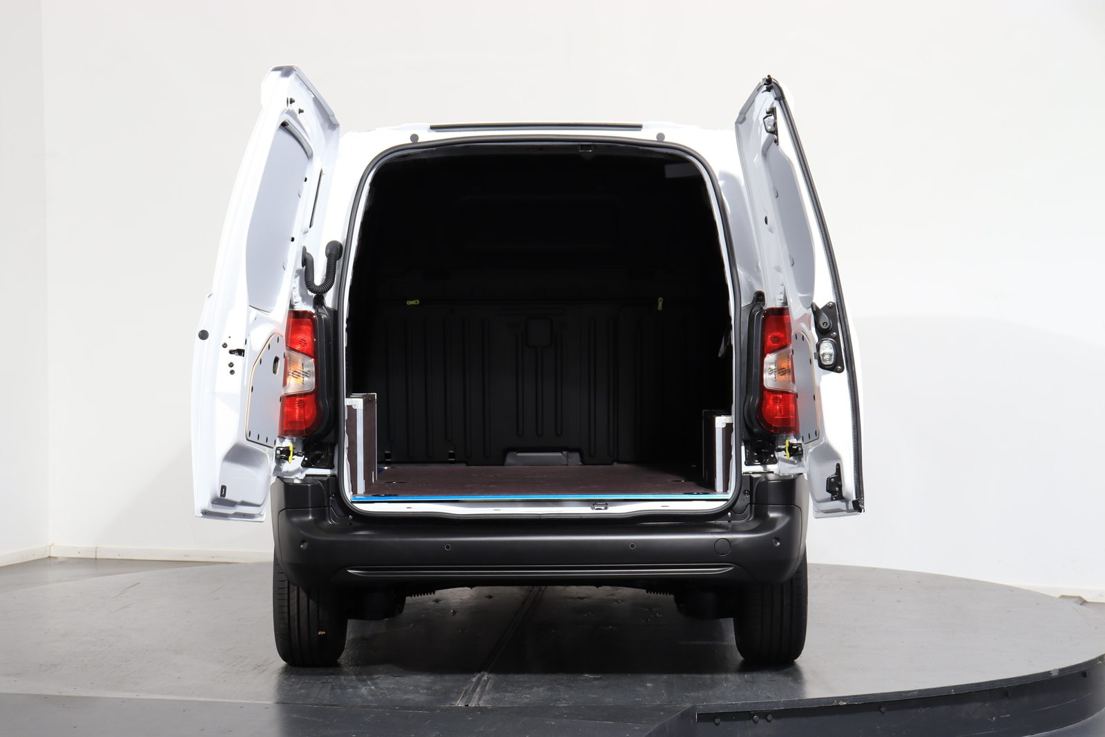 CITROEN Berlingo M erhöhte Nutzlast 1.5 BlueHDi 130 S/S, Diesel, New car, Automatic - 4