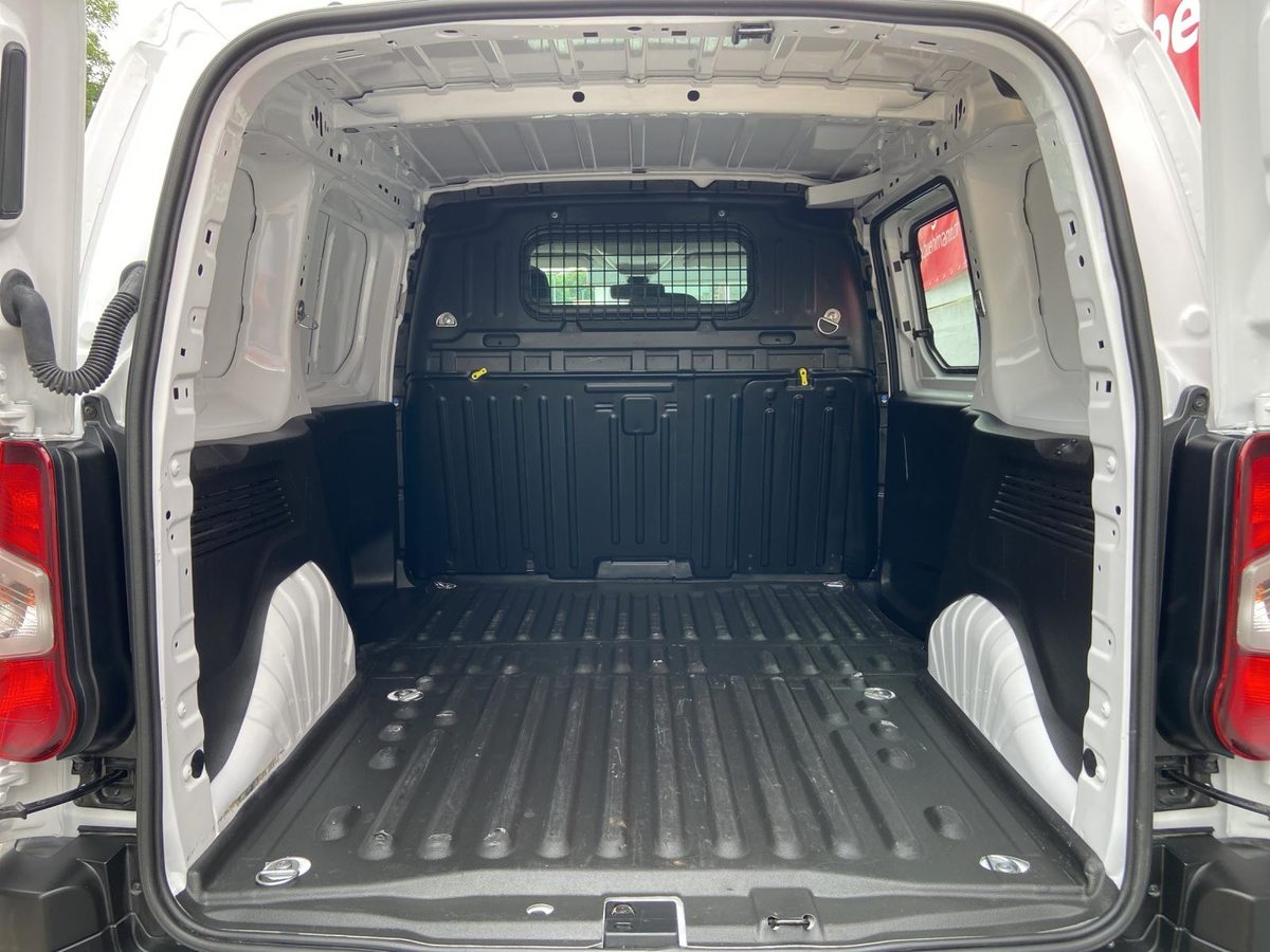 CITROEN Berlingo M 1.5 BlueHDi 100 S/S, Diesel, Second hand / Used, Manual - 6