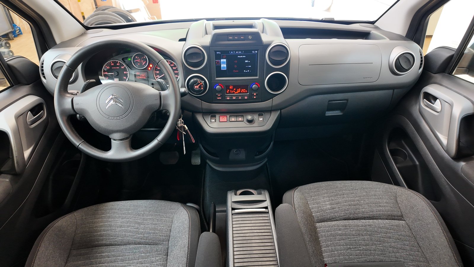 CITROEN Berlingo 1.6 BlueHDi Feel ETG6, Diesel, Occasion / Gebraucht, Automatik - 7