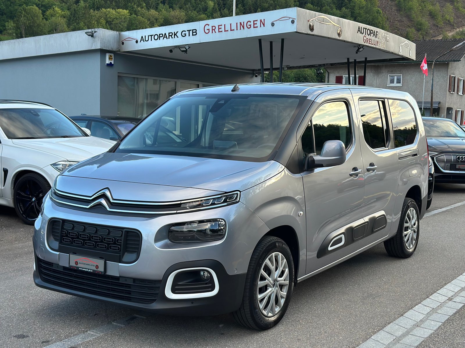 CITROEN Berlingo XL 1.5 BlueHDi 7 Plätze Feel EAT8