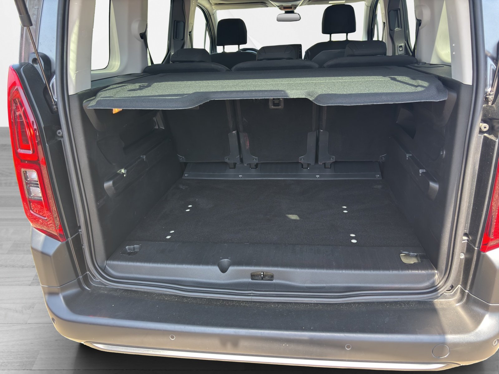 CITROEN Berlingo 1.5 BlueHDi 130 Shine, Diesel, Occasion / Gebraucht, Automatik - 5
