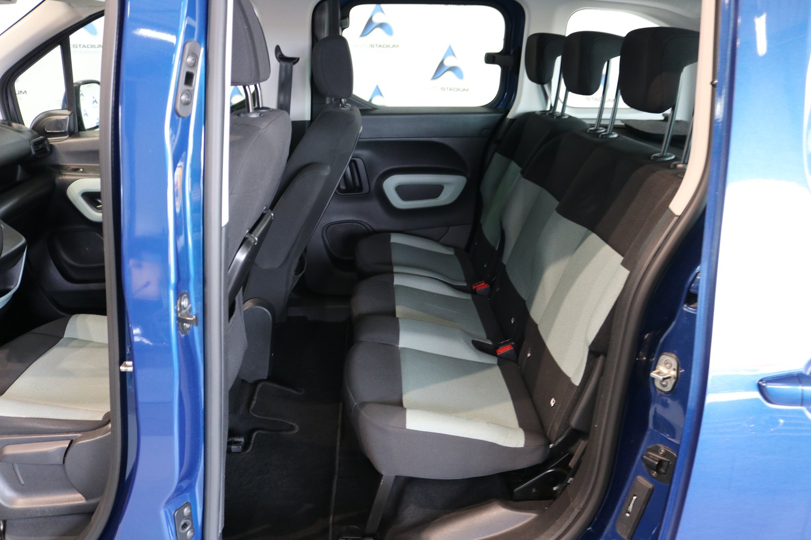 CITROEN Berlingo 1.2i PureTech Feel Pack EAT8, Benzin, Occasion / Gebraucht, Automatik - 6