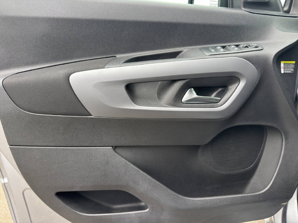 CITROEN Berlingo XL 1.5 BlueHDi 130 Max, Diesel, Occasion / Utilisé, Automatique - 7