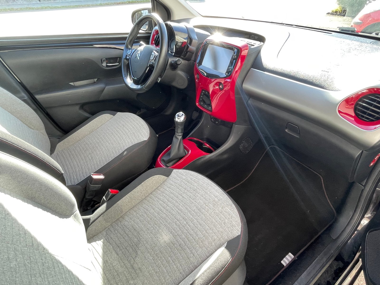 CITROEN C1 1.2 VTi Shine Edition, Benzin, Occasion / Gebraucht, Handschaltung - 5