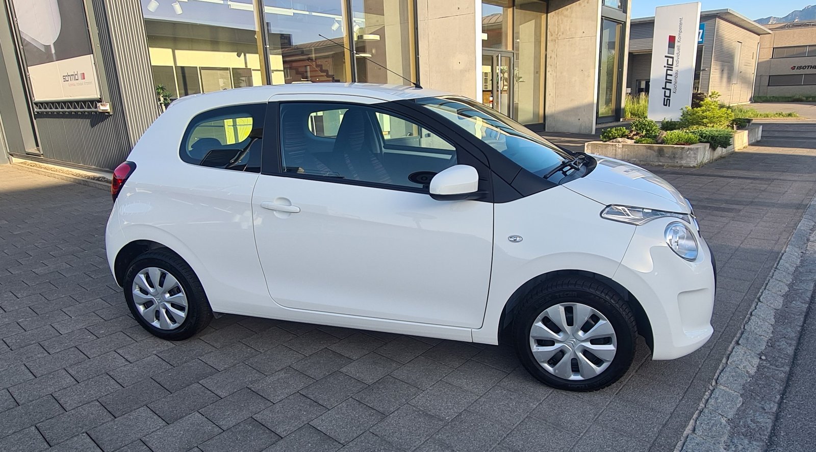 CITROEN C1 1.0 VTi Feel, Petrol, Second hand / Used, Manual - 3