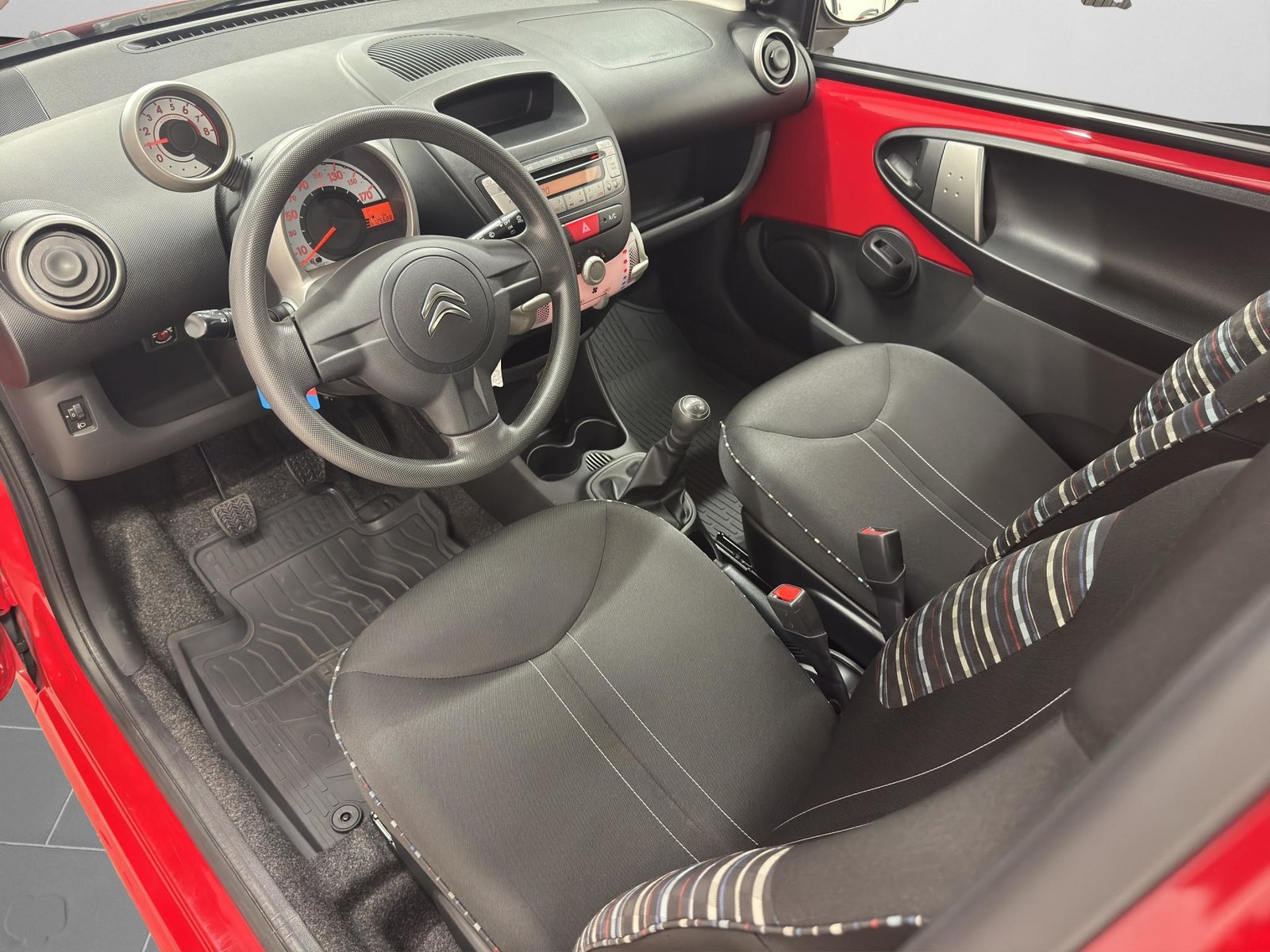 CITROEN C1 1.0i Attraction, Essence, Occasion / Utilisé, Manuelle - 6
