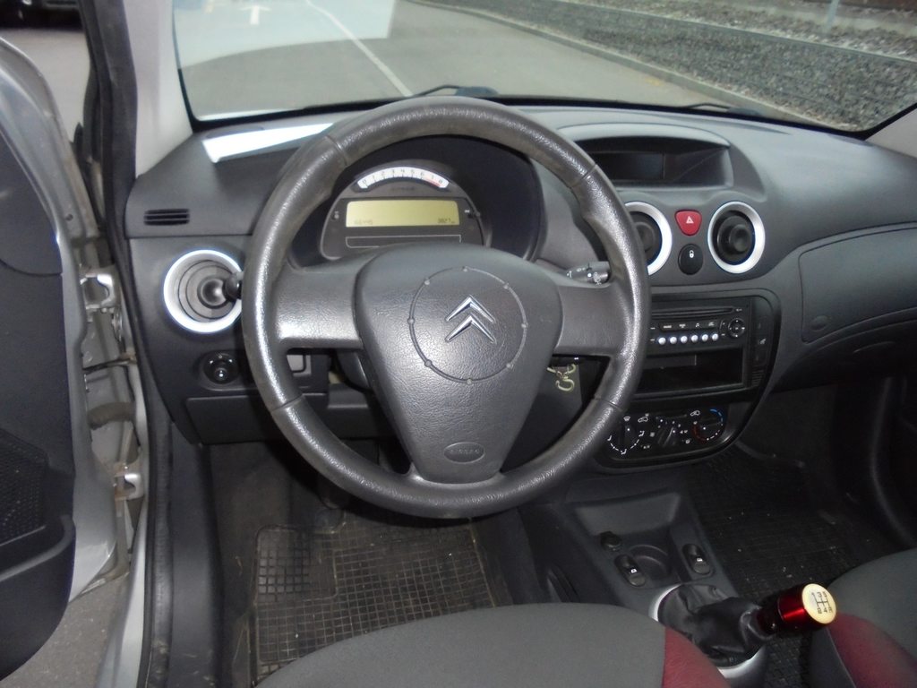 CITROEN C2 1.1i X, Essence, Occasion / Utilisé, Manuelle - 4