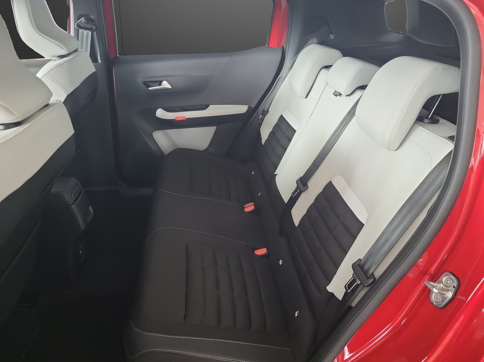 CITROEN C3 Aircross 44 kWh Max, Elektro, Vorführwagen, Automatik - 6