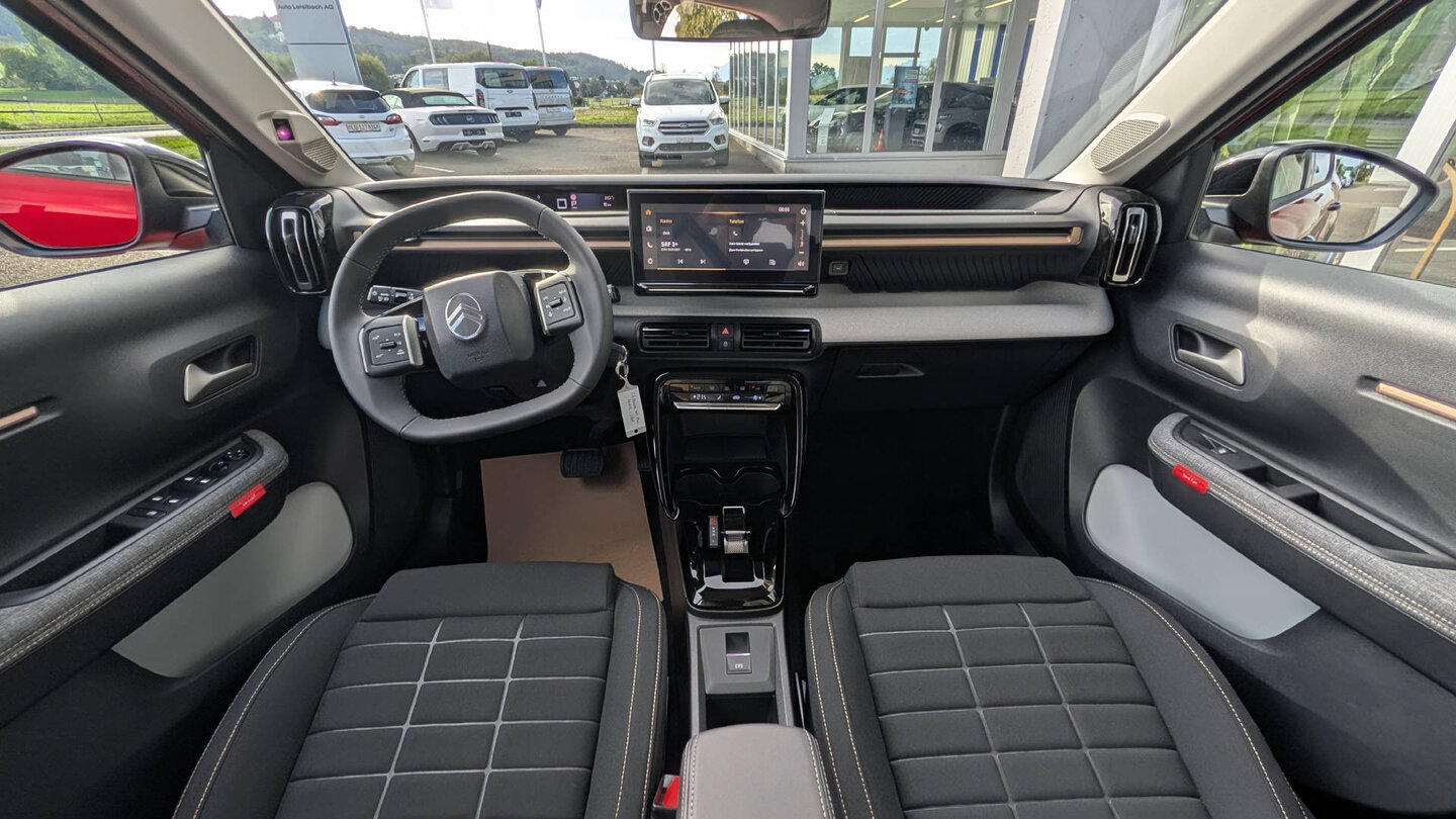 CITROEN C3 Aircross 1.2 Hybrid Plus, Mild-Hybrid Benzin/Elektro, Neues Fahrzeug mit Tageszulassung, Automatik - 6