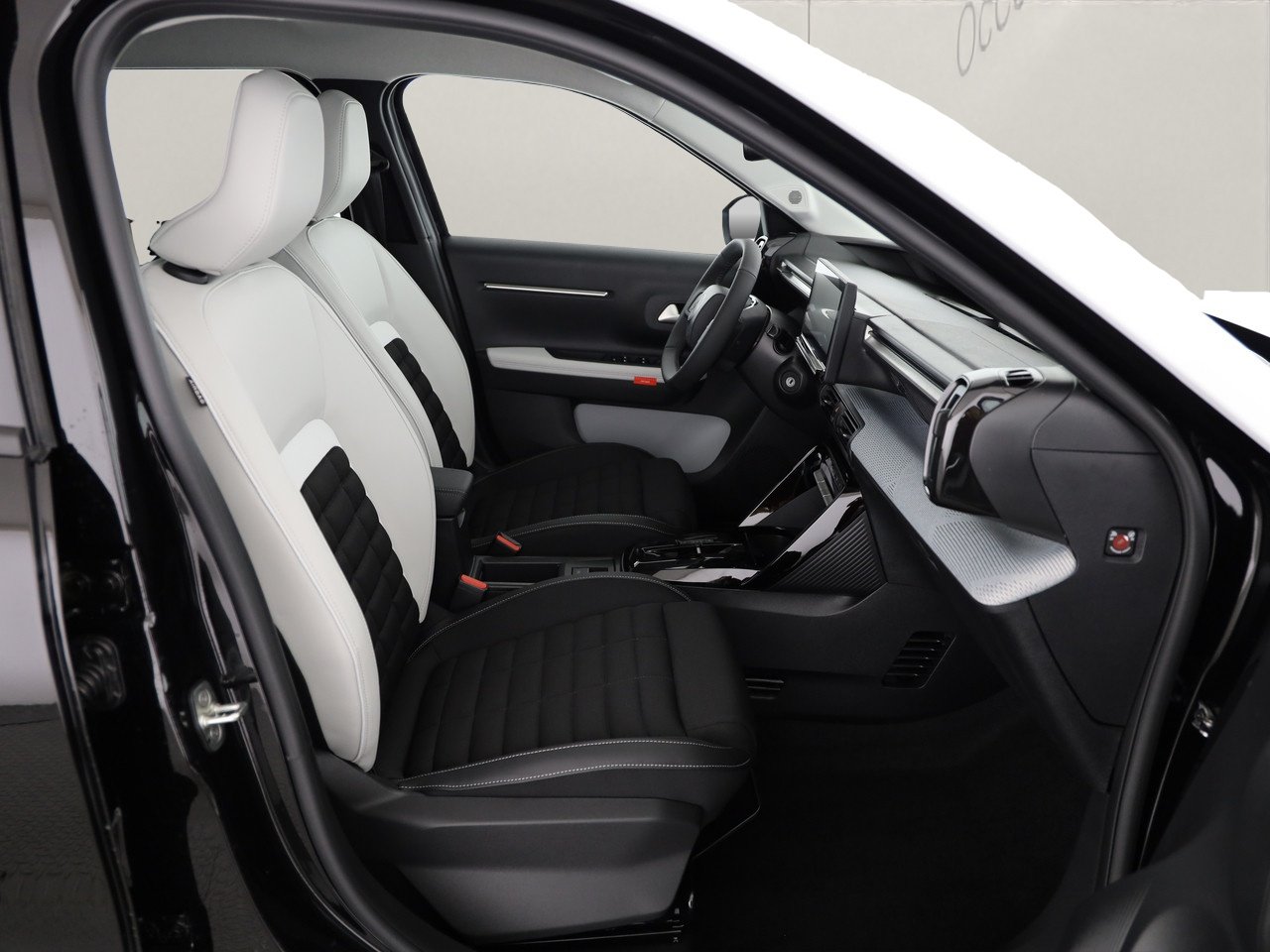 CITROEN C3 Aircross 1.2 Hybrid Max, Mild-Hybrid Petrol/Electric, New car, Automatic - 7