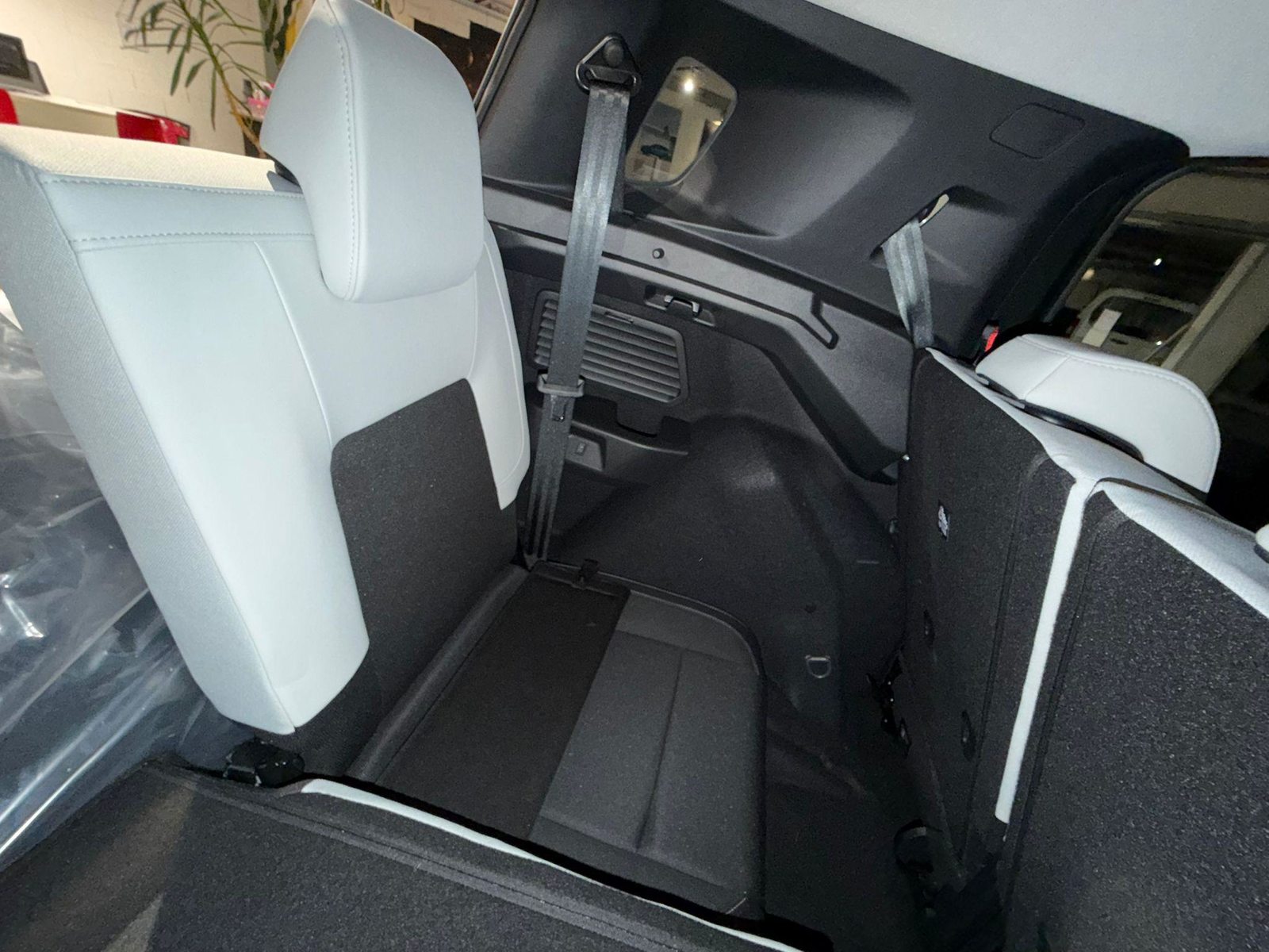 CITROEN C3 Aircross 1.2 Hybrid Max, Mild-Hybrid Petrol/Electric, New car, Automatic - 6