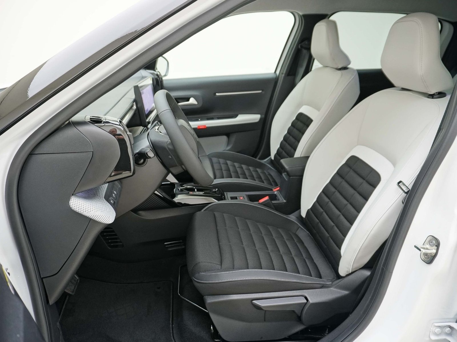 CITROEN C3 Aircross 1.2 Hybrid Max, Essence, Voiture nouvelle, Automatique - 7