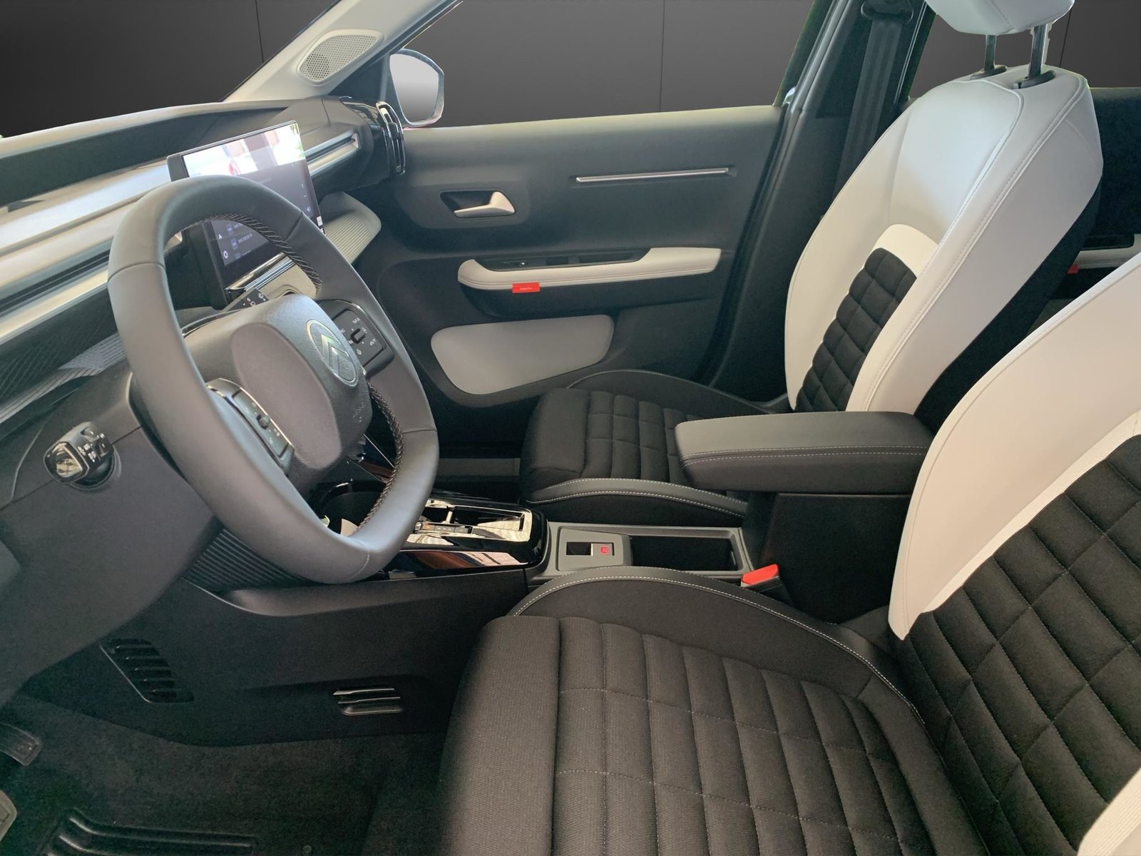 CITROEN C3 Aircross 1.2 Hybrid Business, Mild-Hybrid Benzin/Elektro, Neuwagen, Automatik - 3