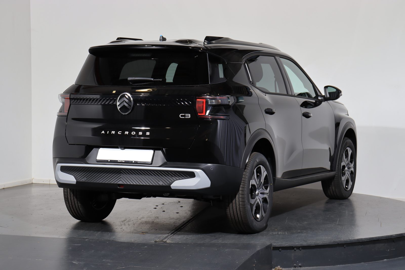 CITROEN C3 Aircross 1.2 Hybrid Plus, Mild-Hybrid Petrol/Electric, New car, Automatic - 3