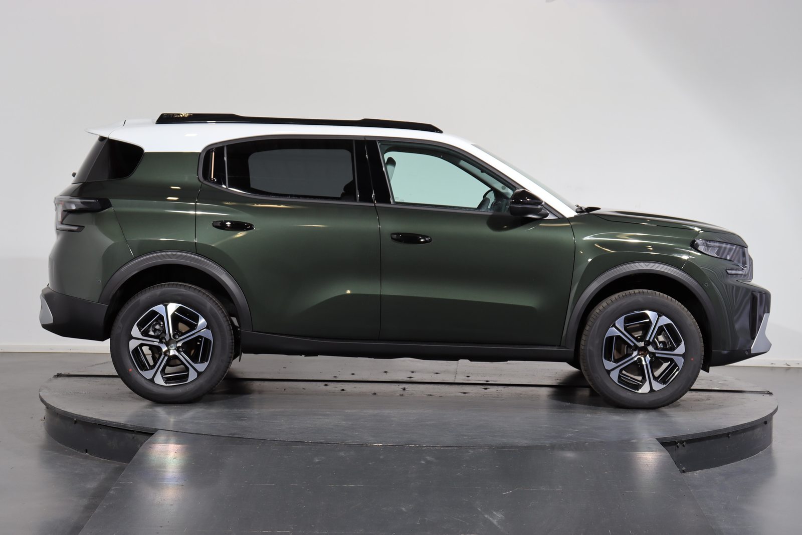 CITROEN C3 Aircross 1.2 Hybrid Max, Hybride Léger Essence/Électricité, Voiture nouvelle, Automatique - 2