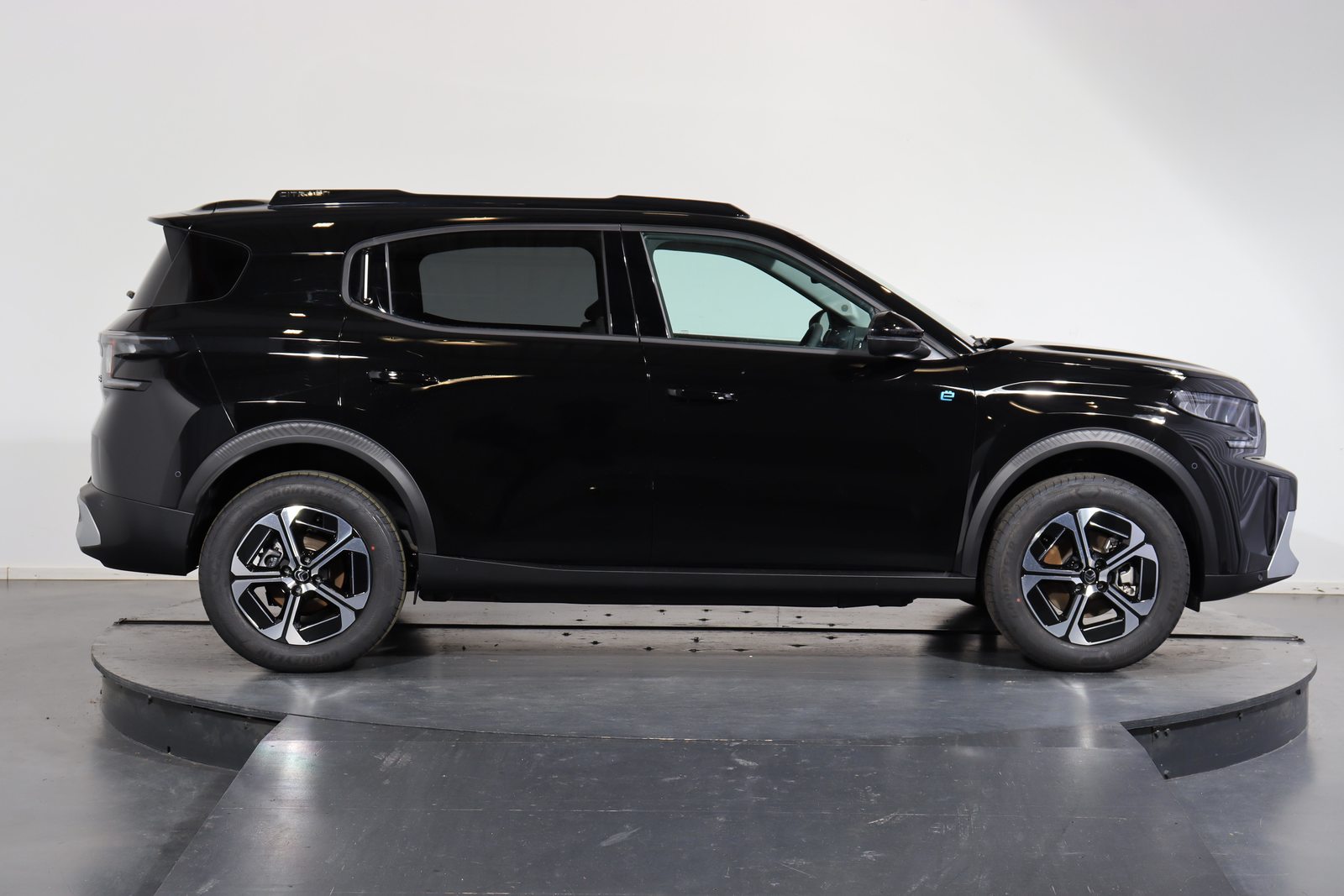CITROEN e-C3 Aircross long range Plus, Electric, New car, Automatic - 2