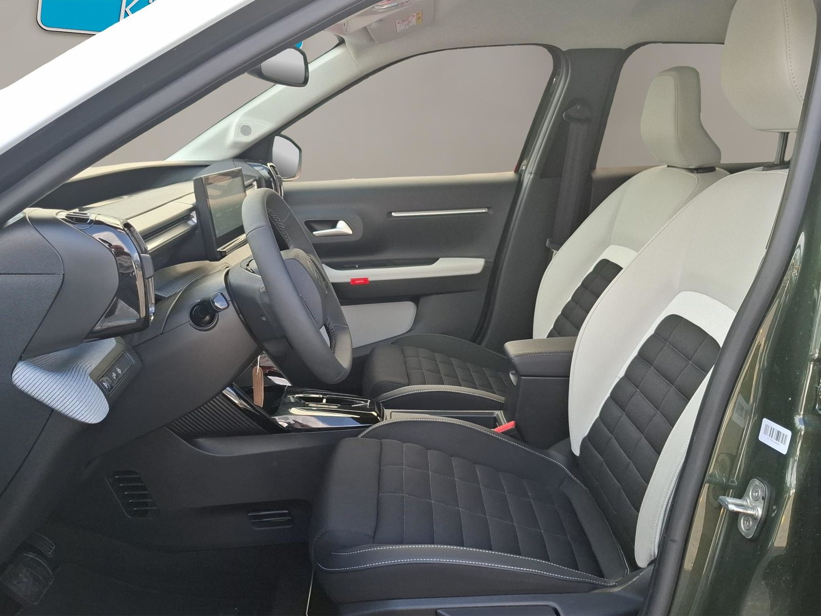 CITROEN C3 Aircross 1.2 Hybrid Max, Mild-Hybrid Benzin/Elektro, Occasion / Gebraucht, Automatik - 6