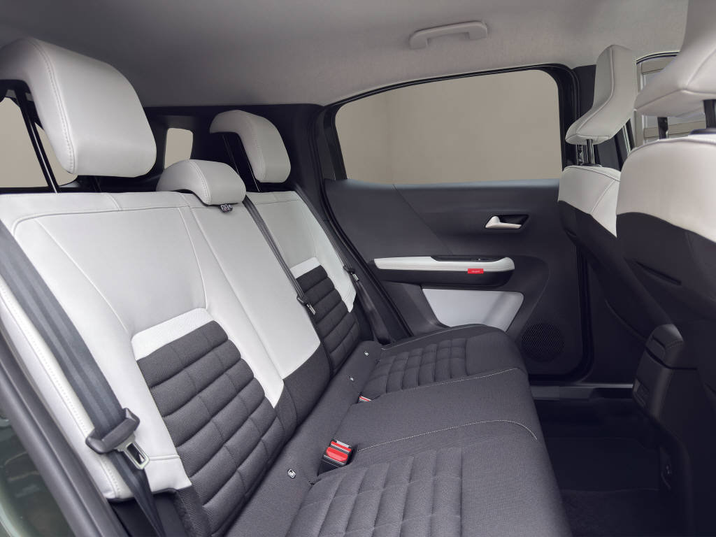 CITROEN C3 Aircross Hybrid 145ch Automatique MAX, Mild-Hybrid Benzin/Elektro, Vorführwagen, Automat - 7