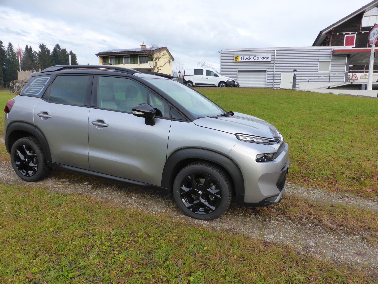 CITROEN C3 Aircross 1.2i PureTech Max EAT6, Benzin, Occasion / Gebraucht, Automatik - 5