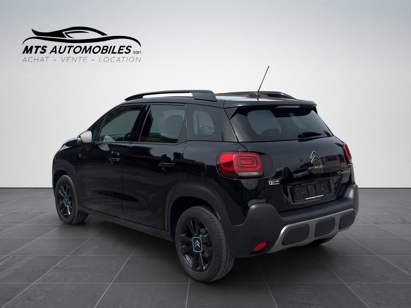 CITROEN C3 Aircross 1.2i PureTech Rip Curl EAT, Petrol, Second hand / Used, Automatic - 4