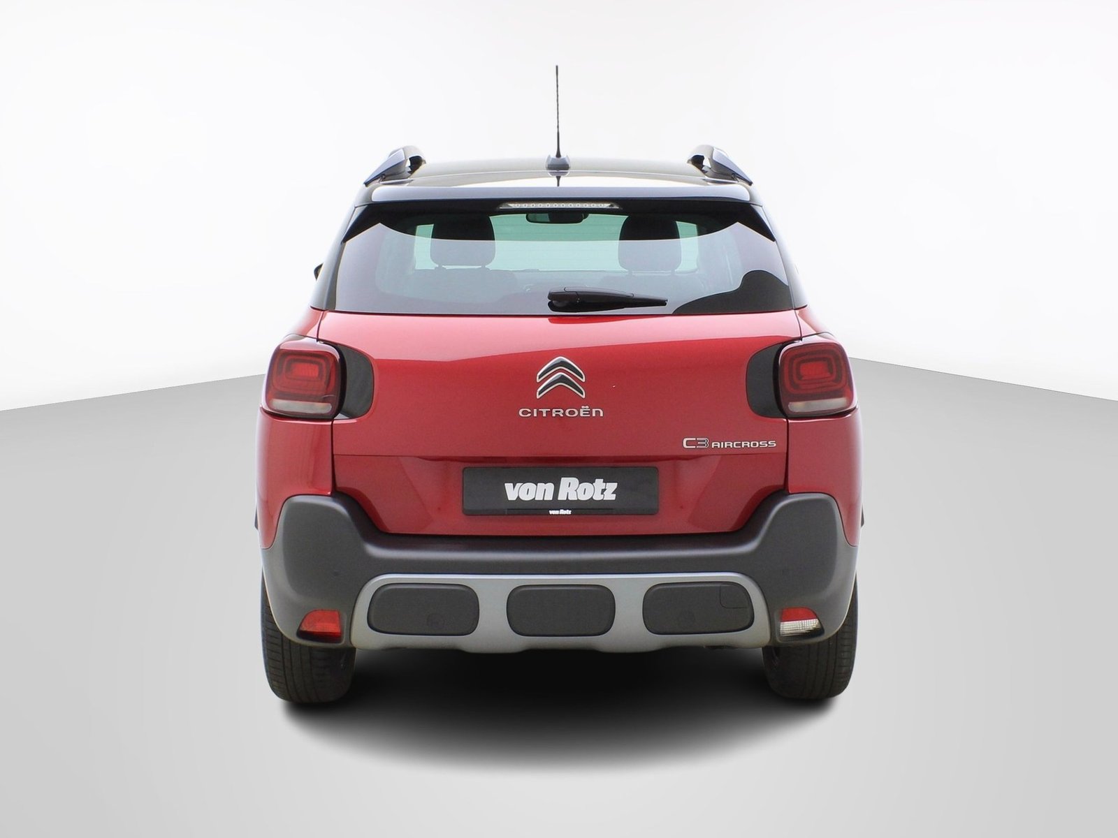 CITROEN C3 Aircross 1.2 PureTech Shine, Petrol, Second hand / Used, Automatic - 4