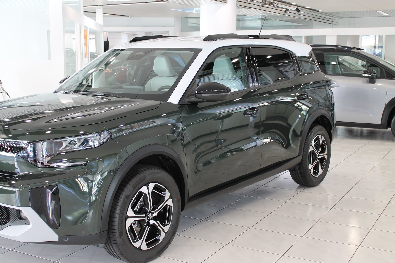 CITROEN C3 Aircross 1.2 MHEV Max, Hybride Léger Essence/Électricité, Occasion / Utilisé, Automatique - 2