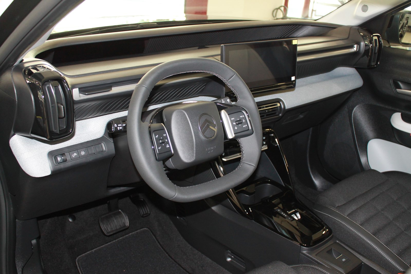 CITROEN C3 Aircross 1.2 MHEV Max, Hybride Léger Essence/Électricité, Occasion / Utilisé, Automatique - 7