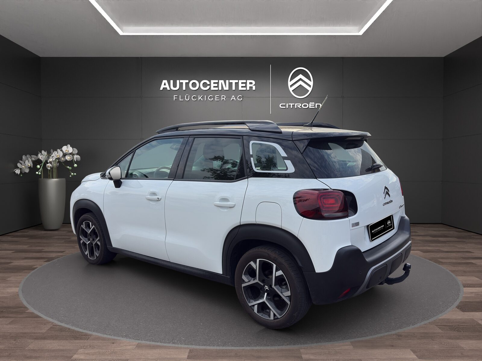 CITROEN C3 Aircross 1.2 PureTech 130 Shine Pack, Petrol, Second hand / Used, Automatic - 3