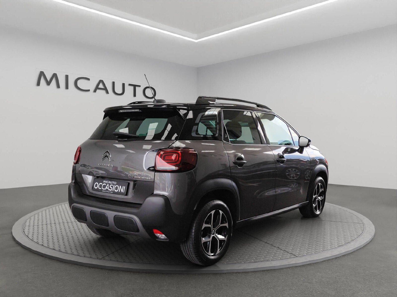 CITROEN C3 Aircross 1.2 PureTech 130 Shine, Petrol, Second hand / Used, Automatic - 2