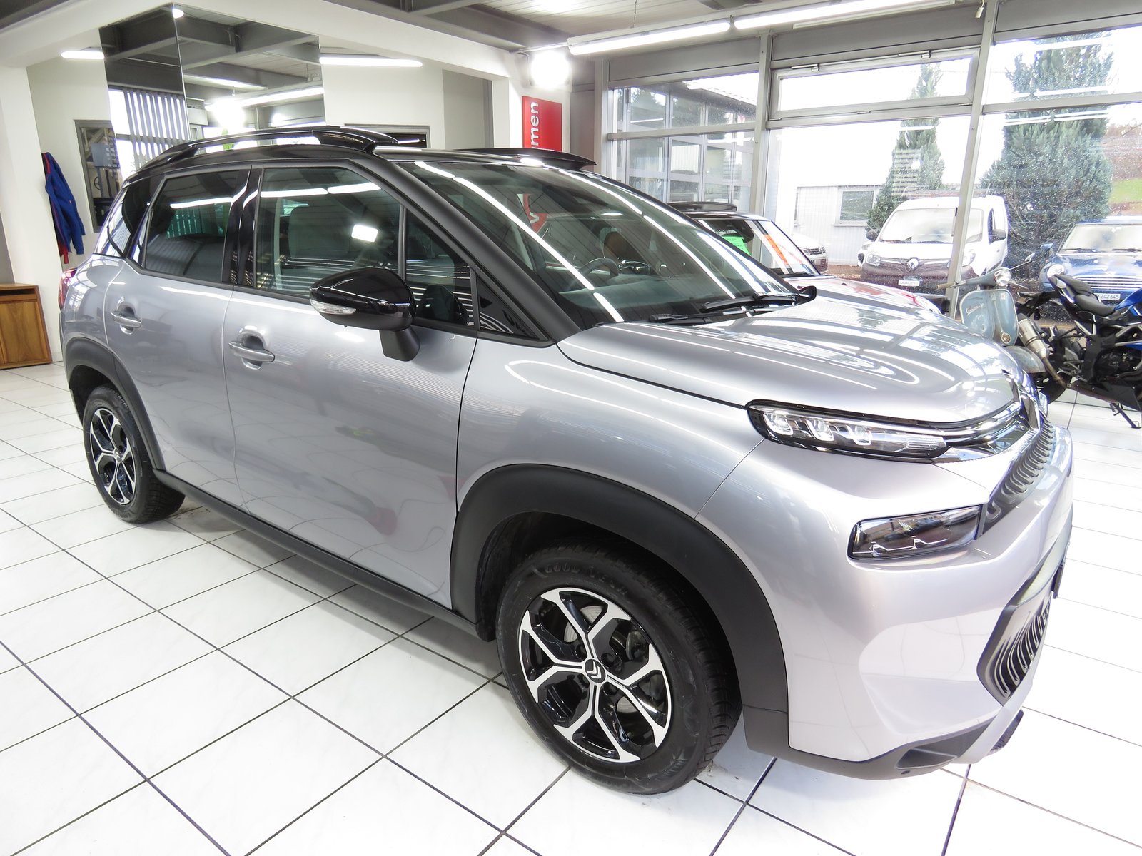 CITROEN C3 Aircross 1.2i PureTech Swiss Edition+ EAT6, Benzina, Occasioni / Usate, Automatico - 3