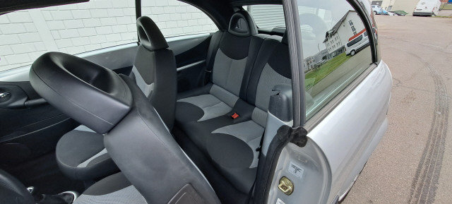 CITROEN C3 Pluriel 1.4i, Essence, Occasion / Utilisé, Manuelle - 6