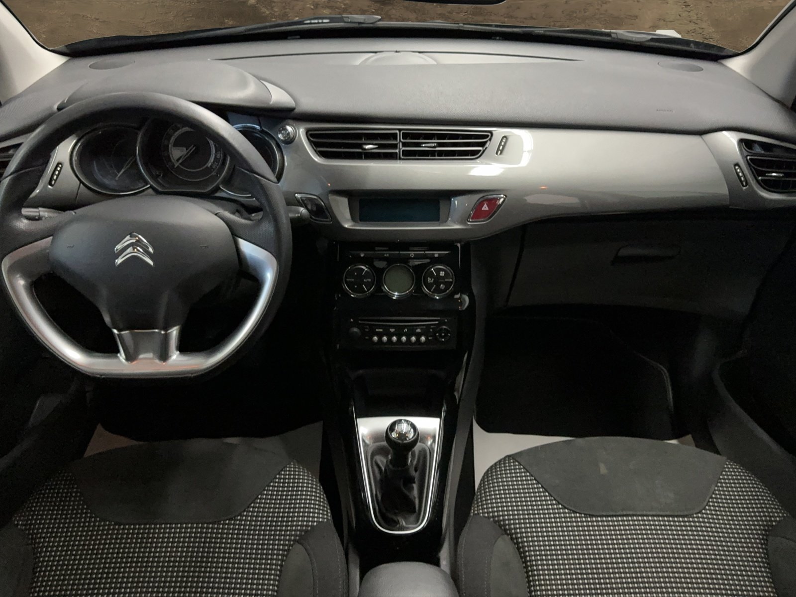 CITROEN C3 1.2i Attraction, Benzin, Occasion / Gebraucht, Handschaltung - 4
